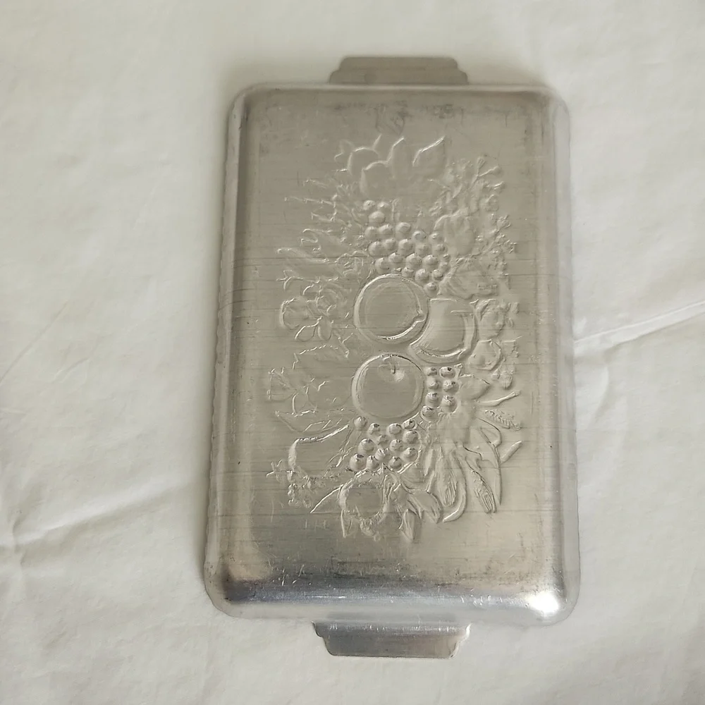 Vintage aluminum small trays and coasters. Fruit design - Picture 4 of 9